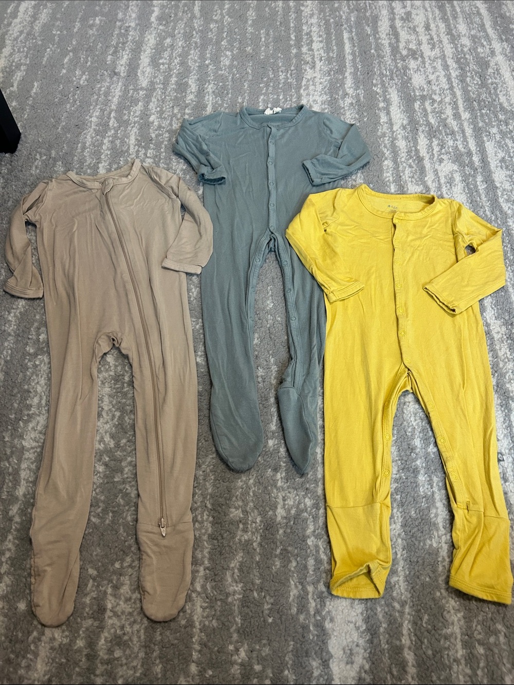 Kyte baby 12-18 months bundle rompers